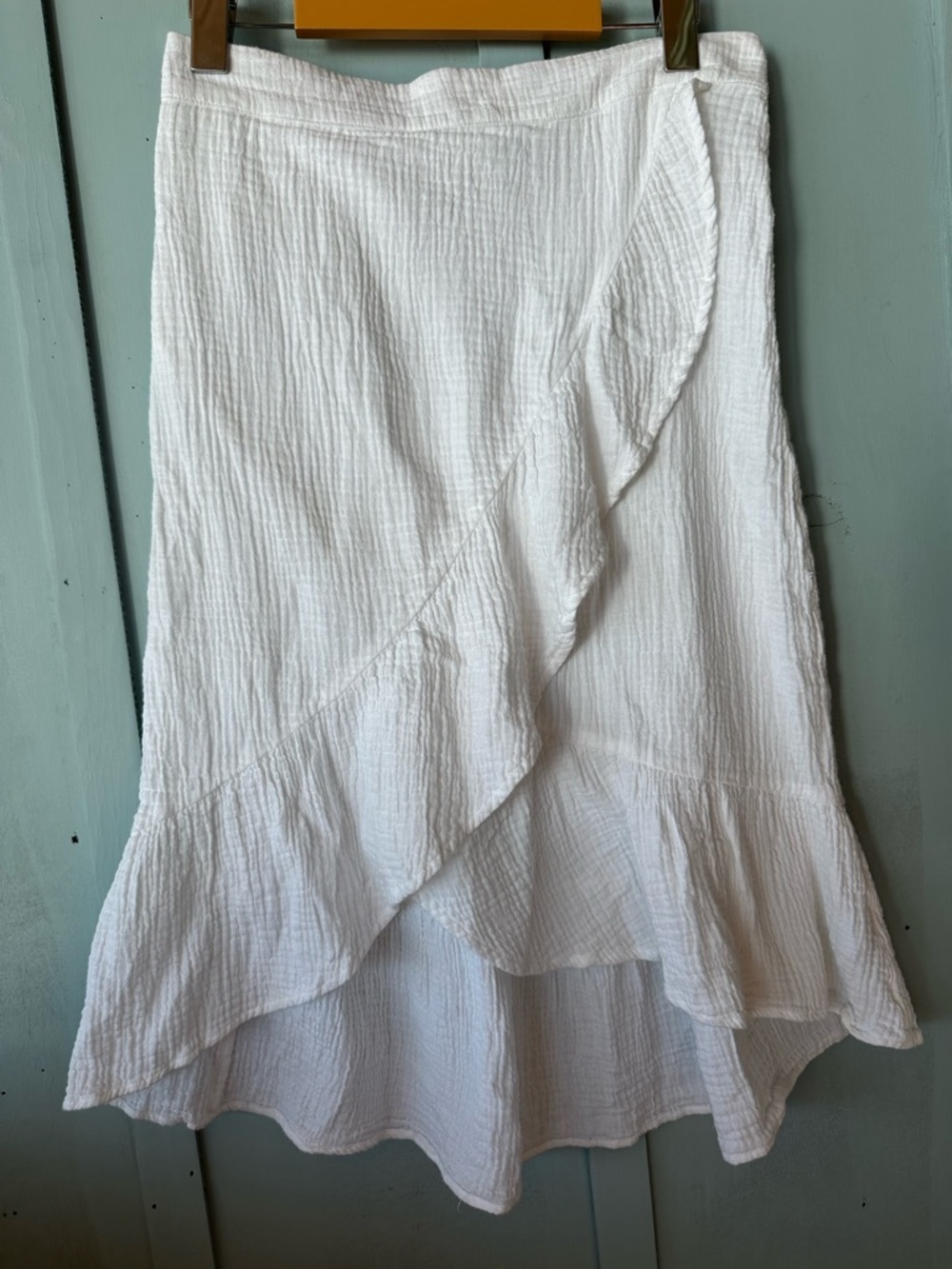Saks Fifth Avenue White Textured High-Low Ruffle Wrap Skirt - Picture 3 of 7